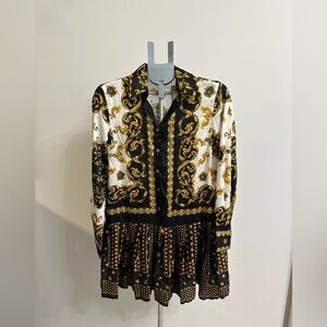 Elegant Black and Gold Women's Dress Size Large